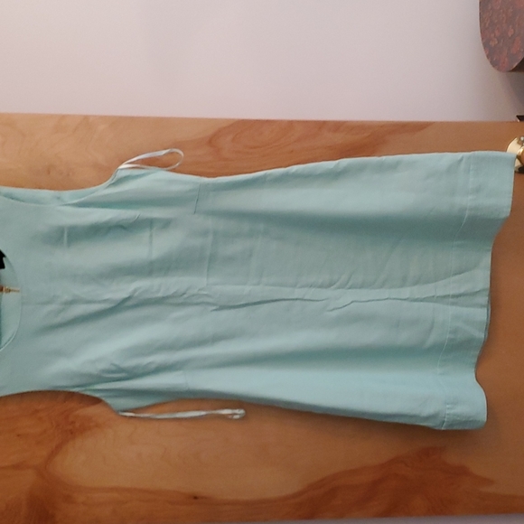 Mint green sleeveless dress. Worn once size 14, exposed zipper at the back - Picture 2 of 2
